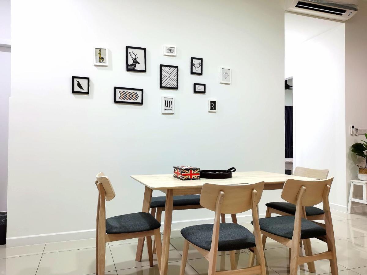 Pangsapuri Le Pavillion Puchong By Widebed Upto 6pax Kuala Lumpur