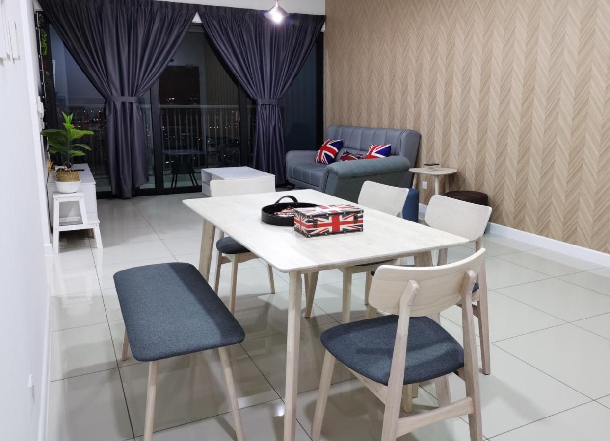 Le Pavillion Puchong By Widebed Upto 6pax *