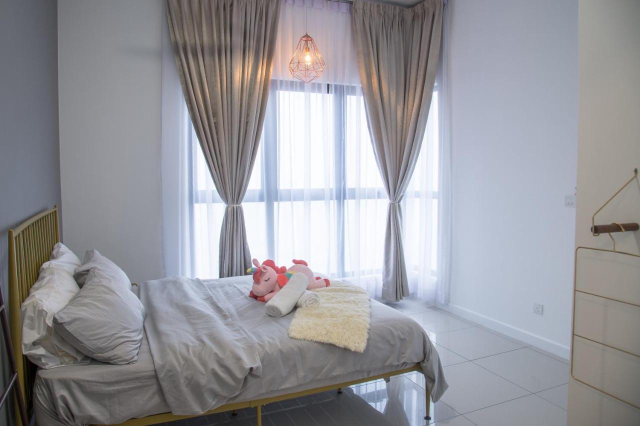 Le Pavillion Puchong By Widebed Upto 6pax *
