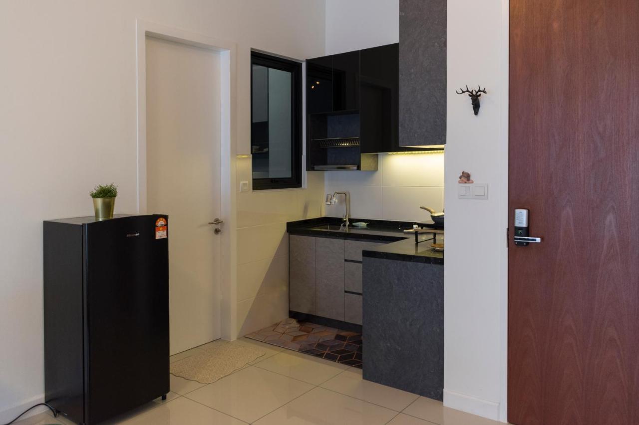 Pangsapuri Le Pavillion Puchong By Widebed Upto 6pax Kuala Lumpur